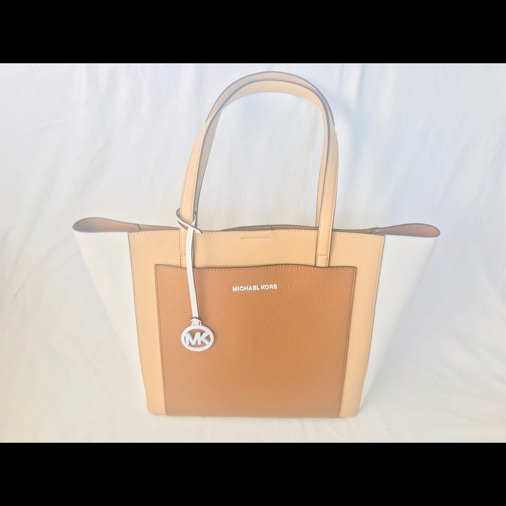 Michael Kors Leather tote